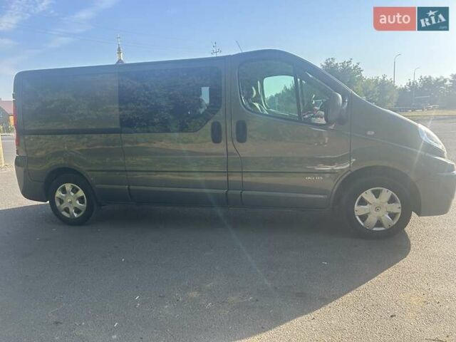 Серый Рено Трафик, объемом двигателя 2 л и пробегом 206 тыс. км за 12900 $, фото 6 на Automoto.ua