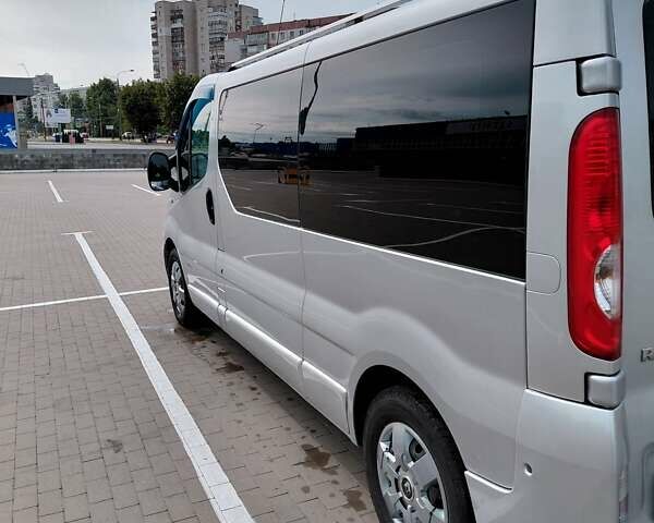 Серый Рено Трафик, объемом двигателя 2 л и пробегом 320 тыс. км за 12600 $, фото 5 на Automoto.ua