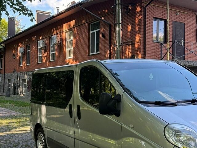 Сірий Рено Трафік, об'ємом двигуна 2 л та пробігом 376 тис. км за 10900 $, фото 7 на Automoto.ua