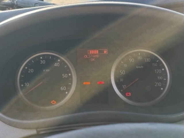 Сірий Рено Трафік, об'ємом двигуна 2 л та пробігом 343 тис. км за 12800 $, фото 8 на Automoto.ua