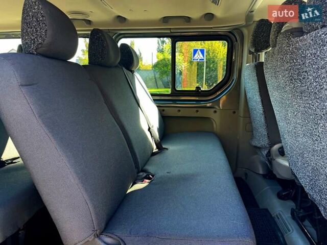 Серый Рено Трафик, объемом двигателя 2 л и пробегом 203 тыс. км за 12300 $, фото 20 на Automoto.ua