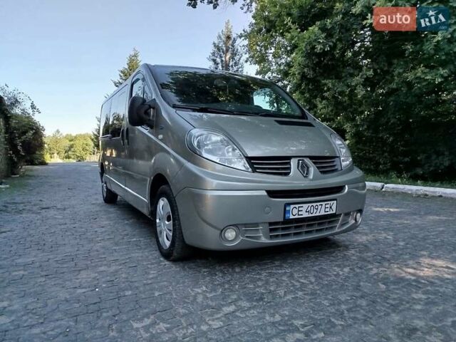 Сірий Рено Трафік, об'ємом двигуна 2 л та пробігом 330 тис. км за 12750 $, фото 2 на Automoto.ua
