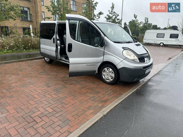 Серый Рено Трафик, объемом двигателя 2.46 л и пробегом 314 тыс. км за 12700 $, фото 7 на Automoto.ua