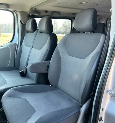 Сірий Рено Трафік, об'ємом двигуна 2 л та пробігом 218 тис. км за 14650 $, фото 110 на Automoto.ua