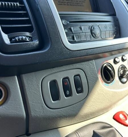 Сірий Рено Трафік, об'ємом двигуна 2 л та пробігом 218 тис. км за 14650 $, фото 108 на Automoto.ua