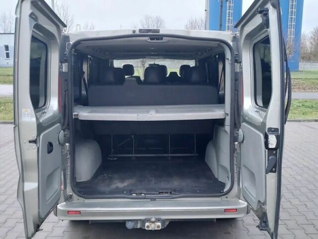 Серый Рено Трафик, объемом двигателя 2 л и пробегом 160 тыс. км за 7900 $, фото 13 на Automoto.ua
