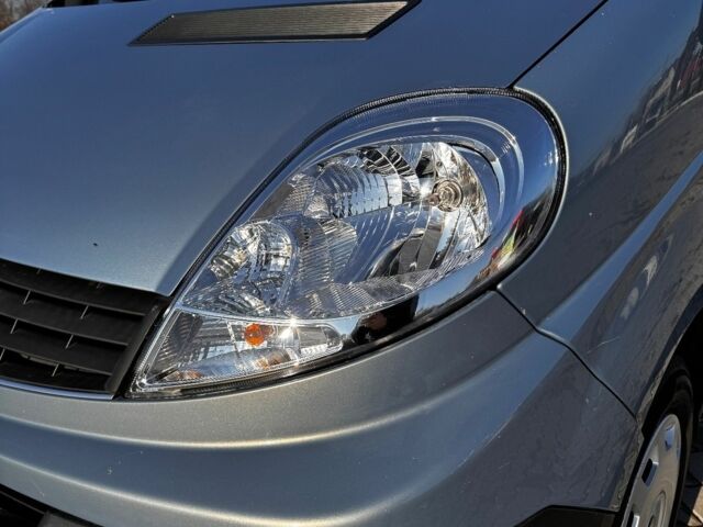 Серый Рено Трафик, объемом двигателя 2 л и пробегом 282 тыс. км за 8300 $, фото 10 на Automoto.ua