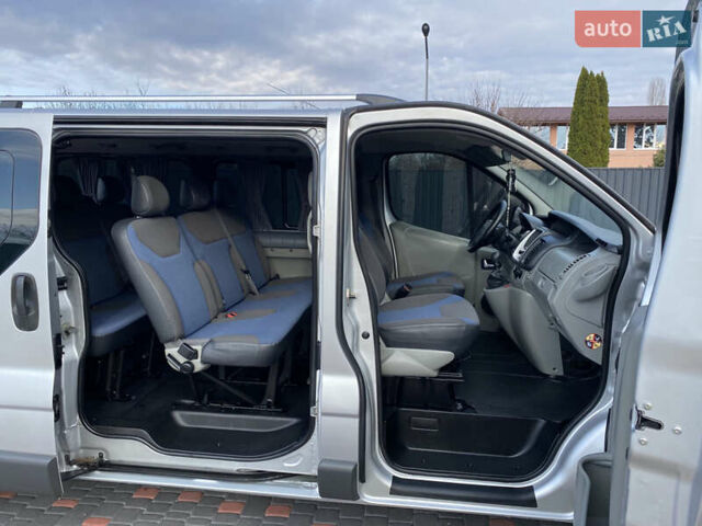 Сірий Рено Трафік, об'ємом двигуна 2 л та пробігом 348 тис. км за 12700 $, фото 3 на Automoto.ua