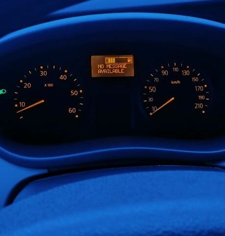 Серый Рено Трафик, объемом двигателя 2 л и пробегом 390 тыс. км за 11500 $, фото 4 на Automoto.ua