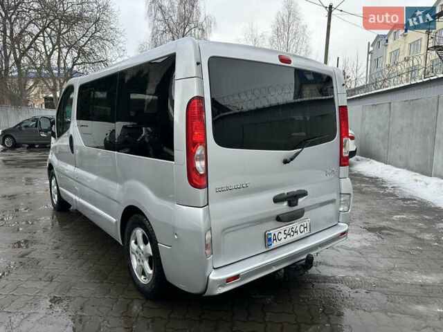 Сірий Рено Трафік, об'ємом двигуна 2.5 л та пробігом 234 тис. км за 16200 $, фото 2 на Automoto.ua