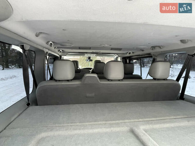 Сірий Рено Трафік, об'ємом двигуна 2 л та пробігом 285 тис. км за 14999 $, фото 39 на Automoto.ua
