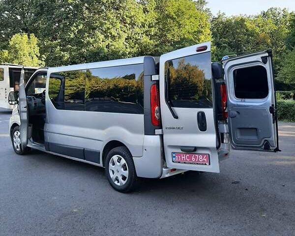 Серый Рено Трафик, объемом двигателя 2 л и пробегом 336 тыс. км за 12650 $, фото 26 на Automoto.ua