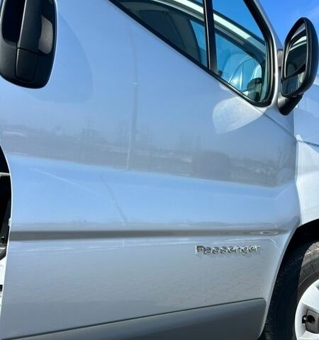 Сірий Рено Трафік, об'ємом двигуна 2 л та пробігом 218 тис. км за 14650 $, фото 33 на Automoto.ua