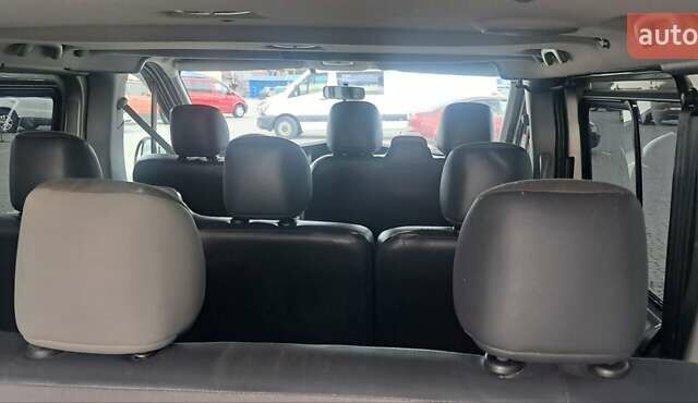 Серый Рено Трафик, объемом двигателя 2 л и пробегом 275 тыс. км за 13200 $, фото 6 на Automoto.ua