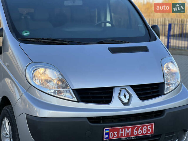 Серый Рено Трафик, объемом двигателя 2 л и пробегом 268 тыс. км за 14200 $, фото 16 на Automoto.ua