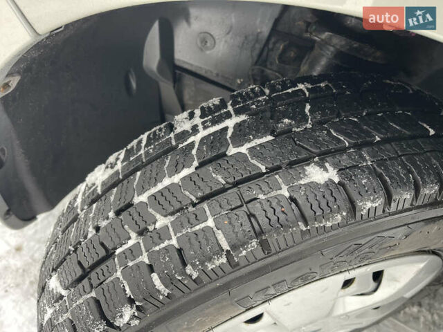 Сірий Рено Трафік, об'ємом двигуна 2 л та пробігом 285 тис. км за 14999 $, фото 44 на Automoto.ua