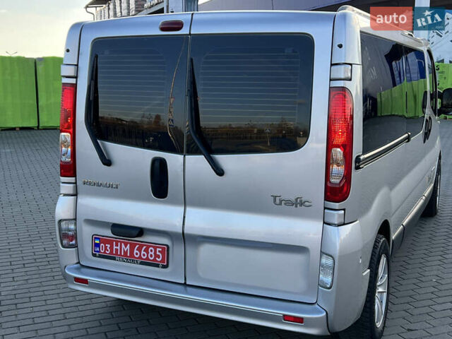 Серый Рено Трафик, объемом двигателя 2 л и пробегом 268 тыс. км за 14200 $, фото 27 на Automoto.ua