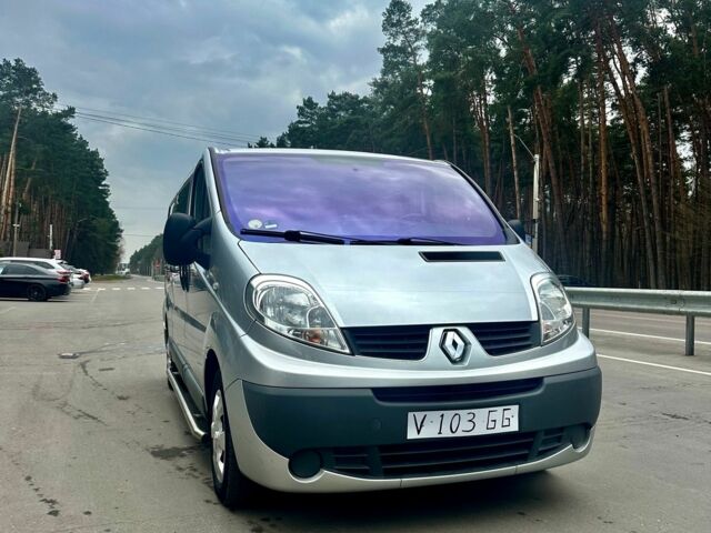 Сірий Рено Трафік, об'ємом двигуна 2.5 л та пробігом 191 тис. км за 14999 $, фото 34 на Automoto.ua