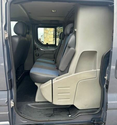 Сірий Рено Трафік, об'ємом двигуна 2.5 л та пробігом 192 тис. км за 14500 $, фото 10 на Automoto.ua