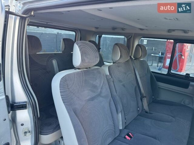 Серый Рено Трафик, объемом двигателя 2 л и пробегом 245 тыс. км за 14777 $, фото 21 на Automoto.ua