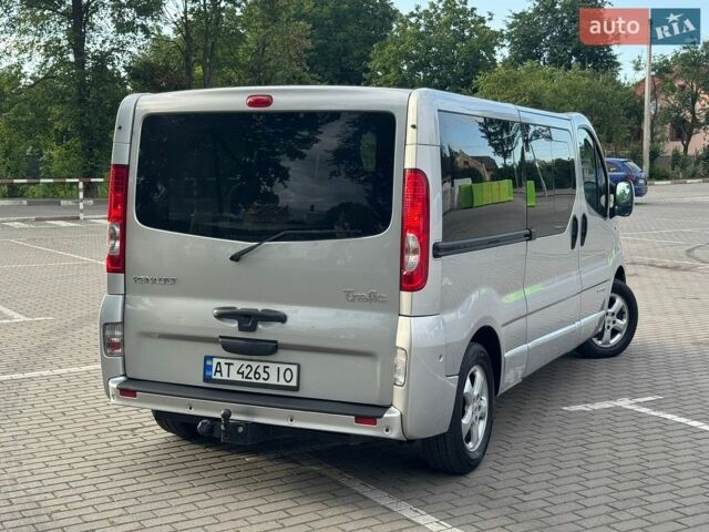 Сірий Рено Трафік, об'ємом двигуна 2 л та пробігом 258 тис. км за 15500 $, фото 11 на Automoto.ua