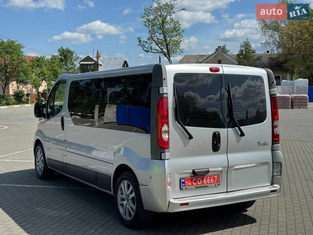 Серый Рено Трафик, объемом двигателя 2 л и пробегом 271 тыс. км за 13195 $, фото 16 на Automoto.ua