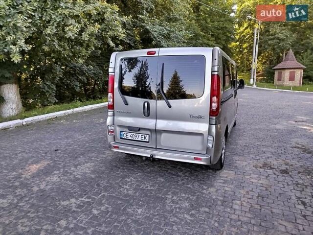 Рено Трафик 2011 в Черновцах на Automoto.ua Серый Рено Трафик, объемом двигателя 2 л и пробегом 330 тыс. км за 13750 $, фото 10 на Automoto.ua