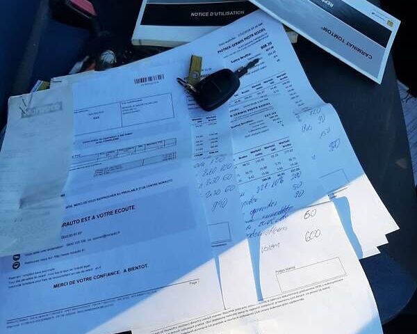 Серый Рено Трафик, объемом двигателя 2 л и пробегом 336 тыс. км за 12650 $, фото 117 на Automoto.ua