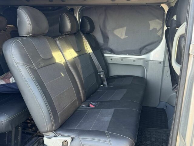 Сірий Рено Трафік, об'ємом двигуна 2 л та пробігом 343 тис. км за 12800 $, фото 5 на Automoto.ua