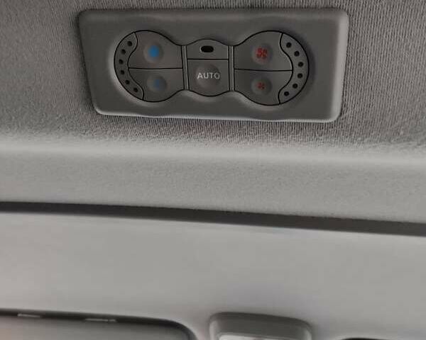 Сірий Рено Трафік, об'ємом двигуна 2 л та пробігом 450 тис. км за 10999 $, фото 15 на Automoto.ua