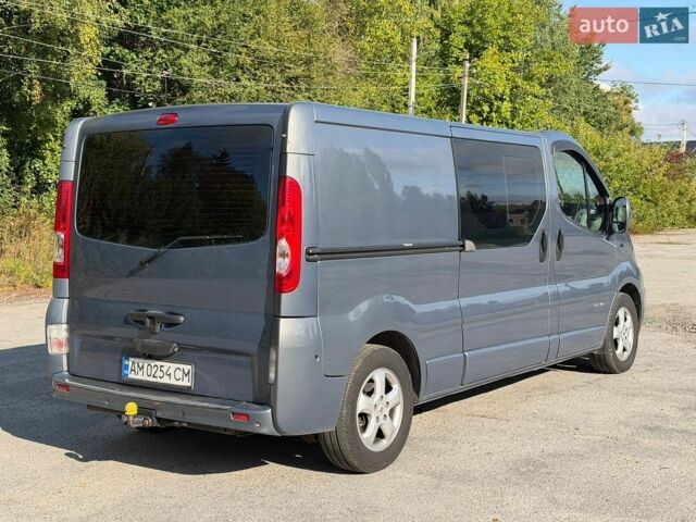 Сірий Рено Трафік, об'ємом двигуна 2.46 л та пробігом 350 тис. км за 13500 $, фото 12 на Automoto.ua