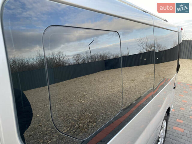 Сірий Рено Трафік, об'ємом двигуна 2 л та пробігом 348 тис. км за 12700 $, фото 31 на Automoto.ua