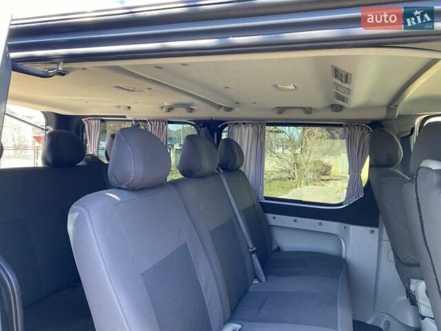 Серый Рено Трафик, объемом двигателя 2 л и пробегом 274 тыс. км за 15150 $, фото 6 на Automoto.ua