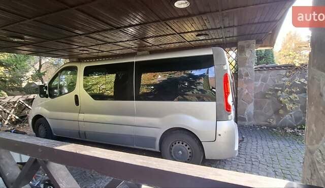 Сірий Рено Трафік, об'ємом двигуна 2 л та пробігом 270 тис. км за 12500 $, фото 1 на Automoto.ua