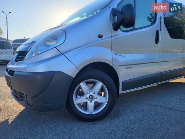 Серый Рено Трафик, объемом двигателя 2 л и пробегом 226 тыс. км за 12300 $, фото 9 на Automoto.ua