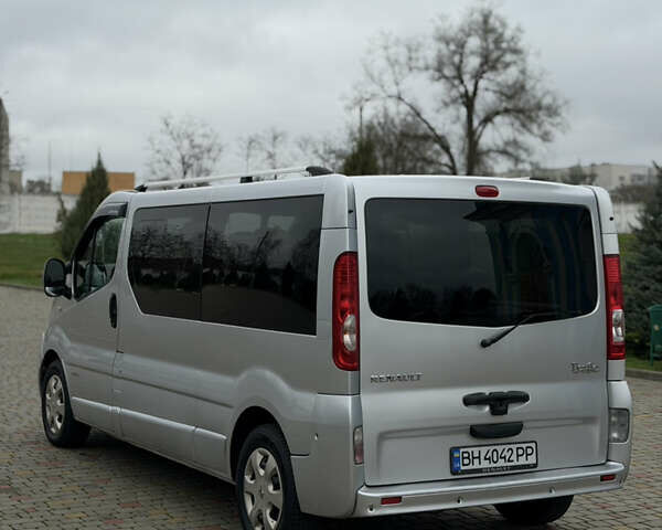 Сірий Рено Трафік, об'ємом двигуна 2 л та пробігом 295 тис. км за 14700 $, фото 6 на Automoto.ua