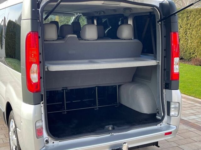 Серый Рено Трафик, объемом двигателя 2 л и пробегом 200 тыс. км за 8200 $, фото 12 на Automoto.ua