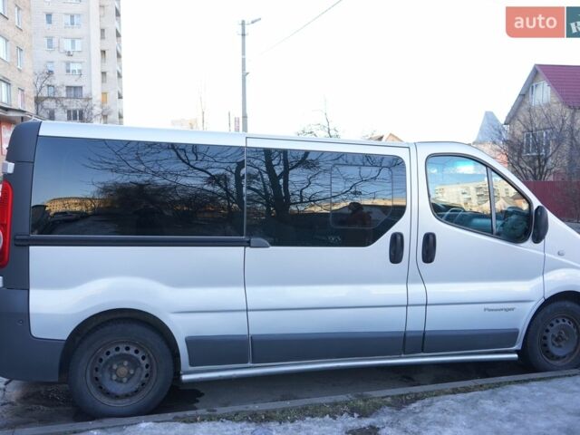 Сірий Рено Трафік, об'ємом двигуна 2 л та пробігом 342 тис. км за 12200 $, фото 1 на Automoto.ua