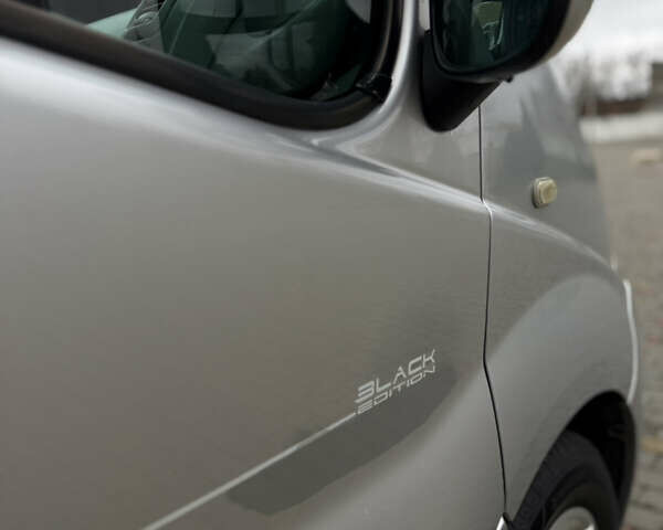 Сірий Рено Трафік, об'ємом двигуна 2 л та пробігом 295 тис. км за 14700 $, фото 20 на Automoto.ua