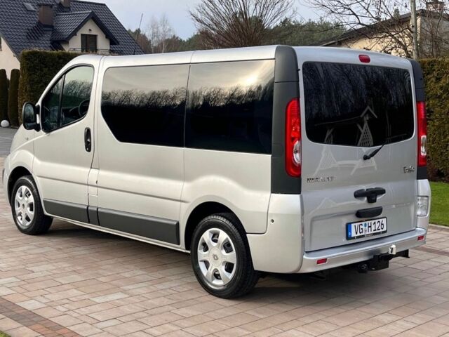 Серый Рено Трафик, объемом двигателя 2 л и пробегом 200 тыс. км за 8200 $, фото 7 на Automoto.ua