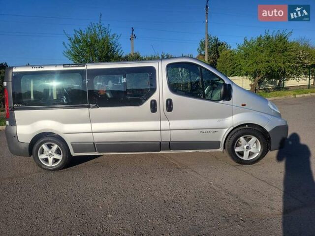 Серый Рено Трафик, объемом двигателя 2 л и пробегом 226 тыс. км за 12300 $, фото 76 на Automoto.ua