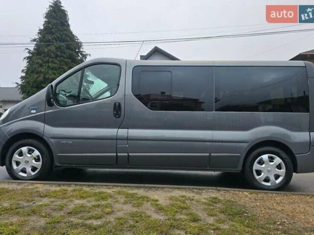 Сірий Рено Трафік, об'ємом двигуна 2 л та пробігом 143 тис. км за 11000 $, фото 7 на Automoto.ua