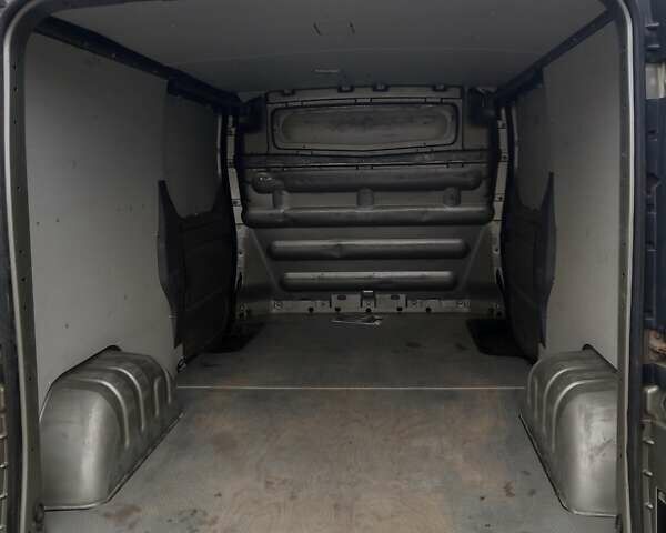 Рено Трафік 2012 у Хмельницькому на Automoto.ua Сірий Рено Трафік, об'ємом двигуна 0 л та пробігом 300 тис. км за 10999 $, фото 3 на Automoto.ua