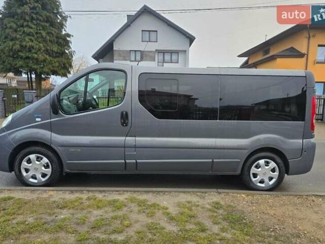 Сірий Рено Трафік, об'ємом двигуна 2 л та пробігом 143 тис. км за 11000 $, фото 8 на Automoto.ua