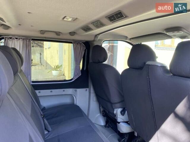 Серый Рено Трафик, объемом двигателя 2 л и пробегом 274 тыс. км за 15150 $, фото 8 на Automoto.ua