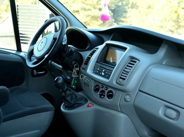 Серый Рено Трафик, объемом двигателя 2 л и пробегом 234 тыс. км за 8300 $, фото 11 на Automoto.ua