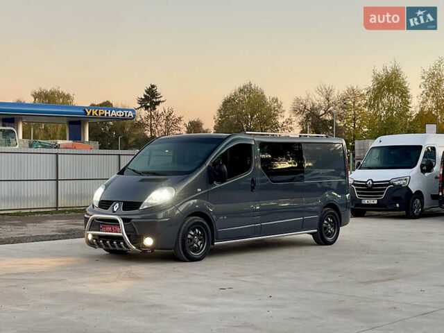 Серый Рено Трафик, объемом двигателя 2 л и пробегом 299 тыс. км за 14499 $, фото 8 на Automoto.ua