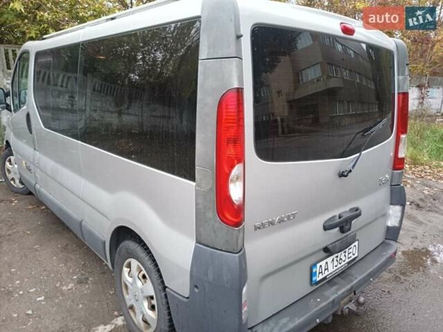 Сірий Рено Трафік, об'ємом двигуна 2 л та пробігом 218 тис. км за 14500 $, фото 24 на Automoto.ua
