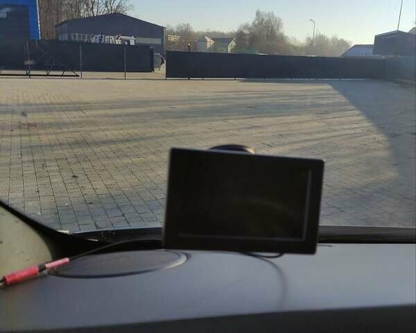 Серый Рено Трафик, объемом двигателя 2 л и пробегом 238 тыс. км за 14700 $, фото 37 на Automoto.ua