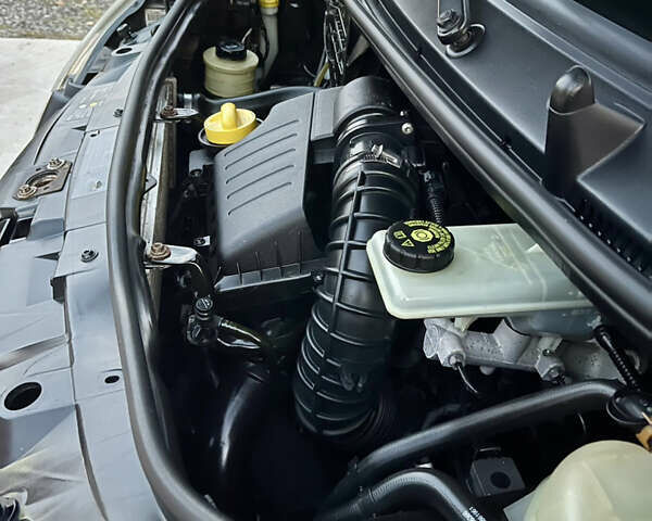 Серый Рено Трафик, объемом двигателя 2 л и пробегом 299 тыс. км за 14499 $, фото 66 на Automoto.ua